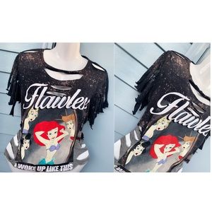 Distressed little mermaid Ariel T-shirt w size L